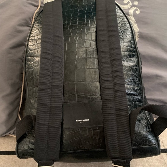 CITY BACKPACK IN CROCODILE-EMBOSSED LEATHER black - Picture 6 of 12